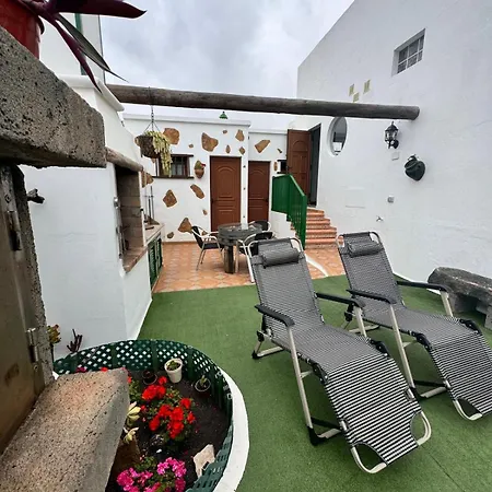 Casa Tajinaste تيناجون